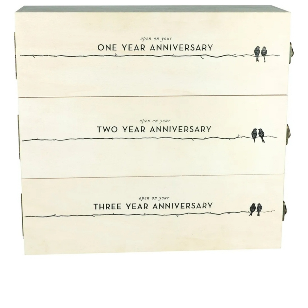 Couples Engagement Newlyweds Wedding Bridal Shower Gift Wine Anniversary Box NWT